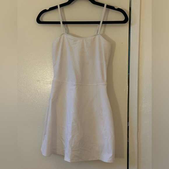 ALO Yoga White Mini Dress - Picture 4 of 13